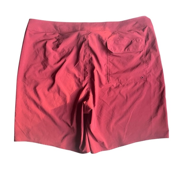 Patagonia Hydropeak board shorts 18” size 38 - Picture 2 of 8